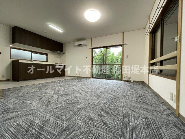 川崎市麻生区多摩美２丁目の一戸建ての居間・リビング