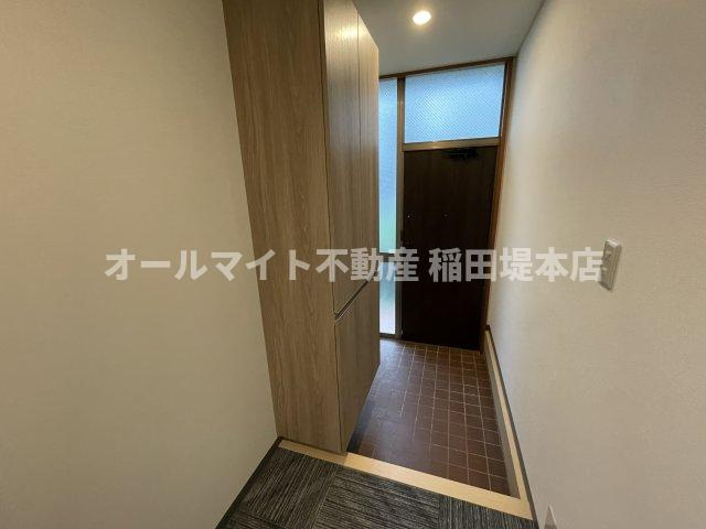 川崎市麻生区多摩美２丁目の一戸建ての玄関