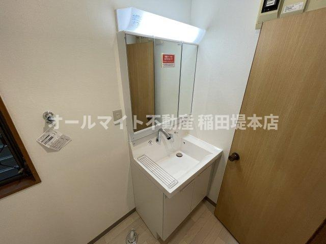 川崎市麻生区多摩美２丁目の一戸建ての洗面所