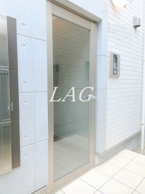 【エントランス】 | ザ・コートハウス十条Ⅱ | エントランスです。