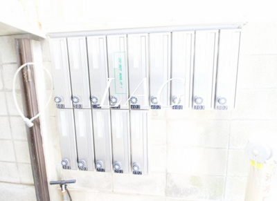 【その他共用部分】 | バンビエトワール | 集合ポストになります。