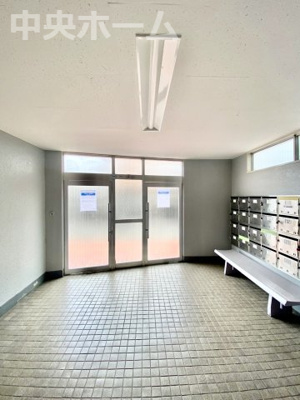 【エントランス】 | 綾瀬ファイナンス | エントランス