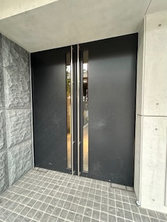 S-RESIDENCE江坂Libleのエントランス|落ち着いたエントランスです