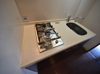 【キッチン】 | W-STYLE北浜 | W-STYLE北浜　2口ガスシステムキッチン