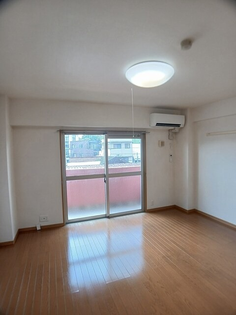 アルバ美合の居間・リビング