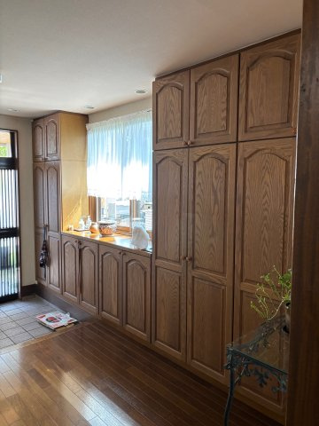 見附市本町4丁目　中古戸建の玄関