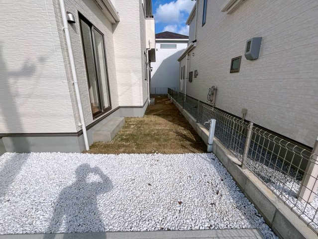 中頭郡読谷村字喜名の新築一戸建の庭