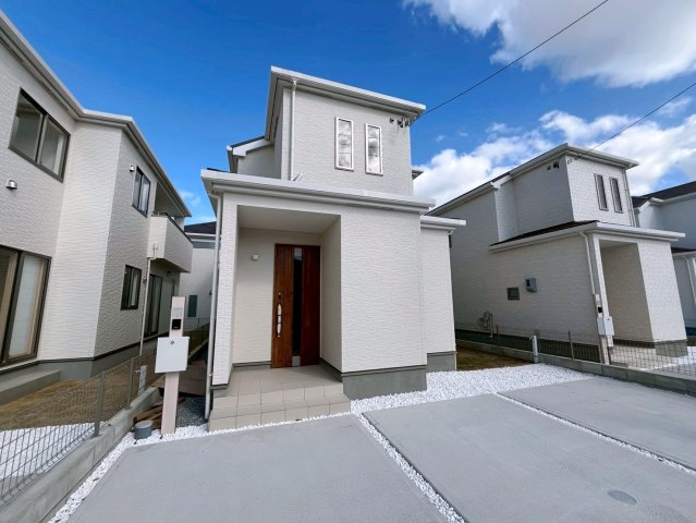 中頭郡読谷村字喜名の新築一戸建の外観