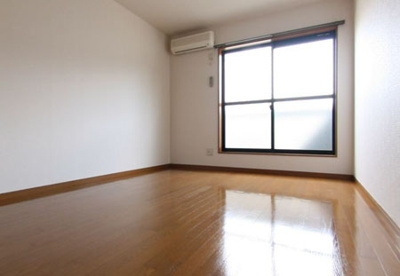 【居間・リビング】 | アンシャンテ元町 | ゆったりとした居間です