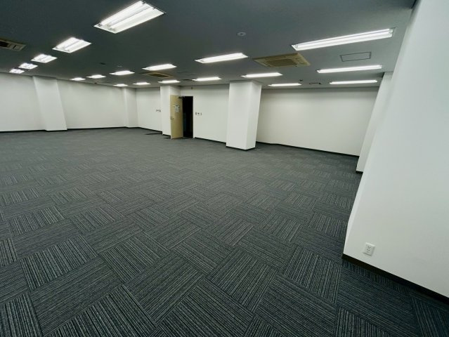 カシマゴ 豊田ビルの内装