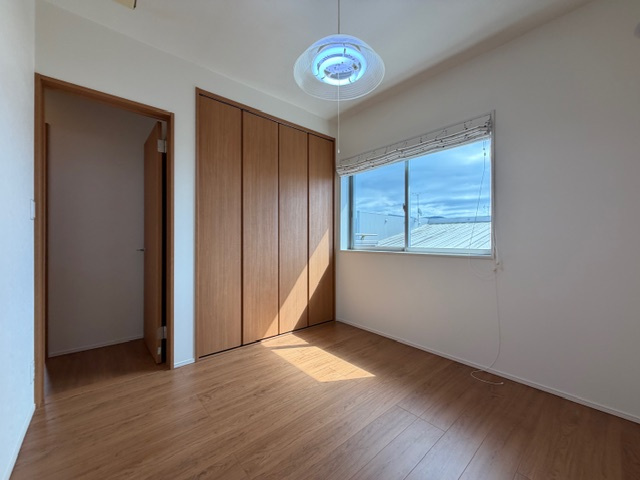 都城市梅北町の中古一戸建の洋室