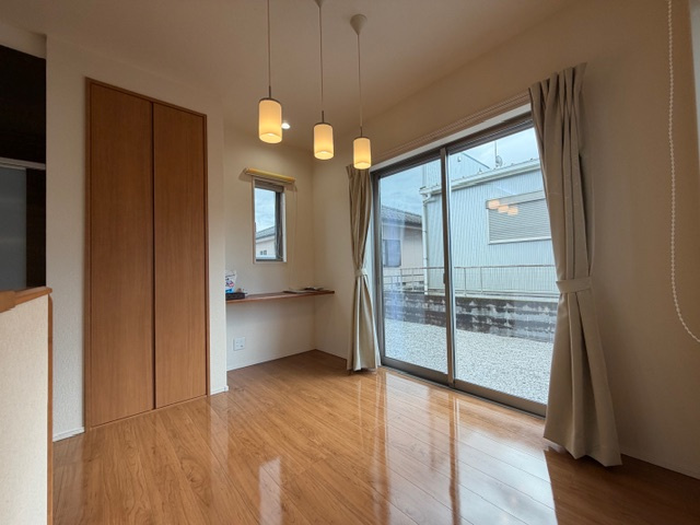 都城市梅北町の中古一戸建の居間・リビング