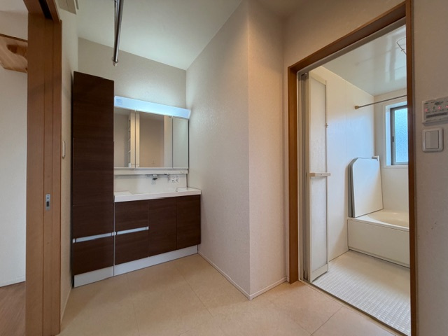 都城市梅北町の中古一戸建の脱衣所