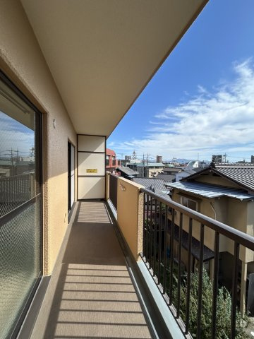 【バルコニー】 | 302号室