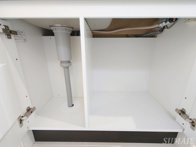 ソレイユテラス東十条のキッチン|キッチン下収納です☆