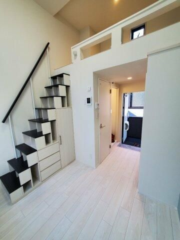 レインパレス西大島の居間・リビング