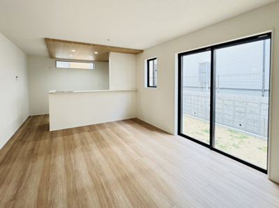 【居間・リビング】 | 松戸市中和倉新築戸建（中和倉10期） | 16帖リビングダイニングキッチン