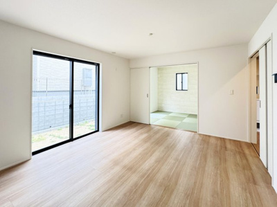 【居間・リビング】 | 松戸市中和倉新築戸建（中和倉10期） | 16帖リビングダイニングキッチン