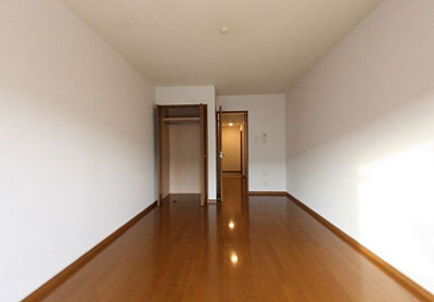 【居間・リビング】 | クローリスメゾン1番館 | 使いやすいリビングです