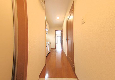 クローリスメゾン1番館の玄関|ゆったりとした玄関です