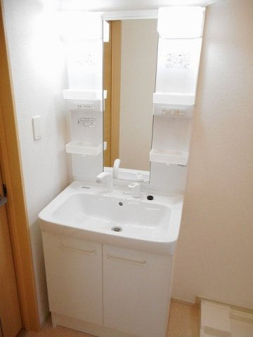 アルトピアーノ一色の洗面所|洗面所です