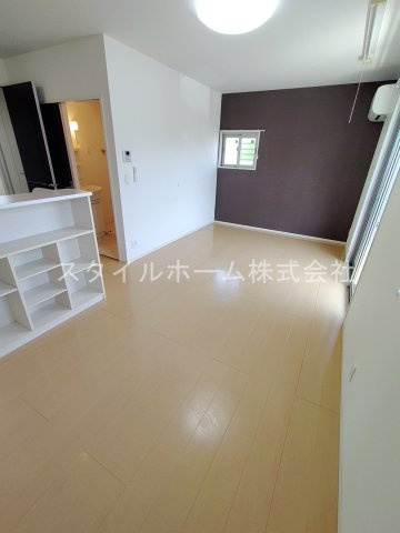 レスポワール井原の居間・リビング