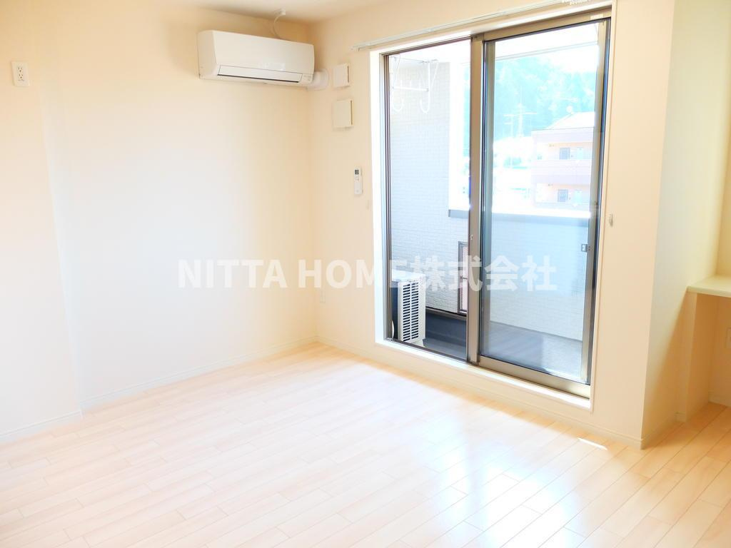 Ｃａｓａ美輪Ⅱの内装|リビングにエアコン設置済み☆