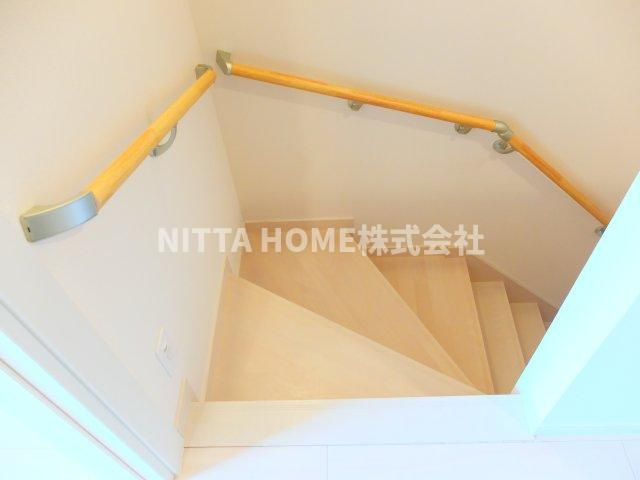 Ｃａｓａ美輪Ⅱのその他|手すり付きの階段も便利です＊