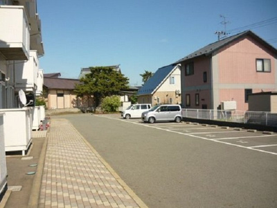 【駐車場】 | フラワーガーデン２