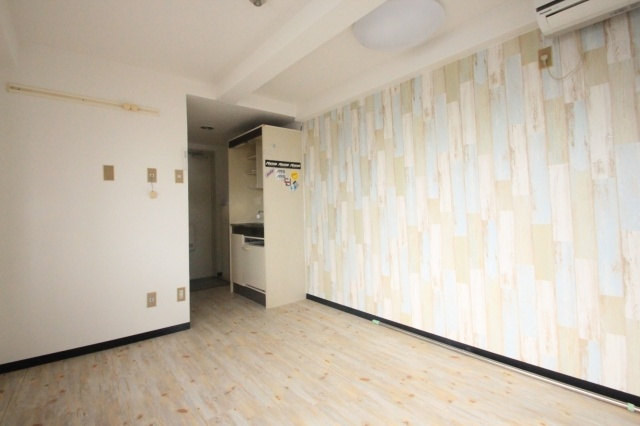 サニーマンションの内装