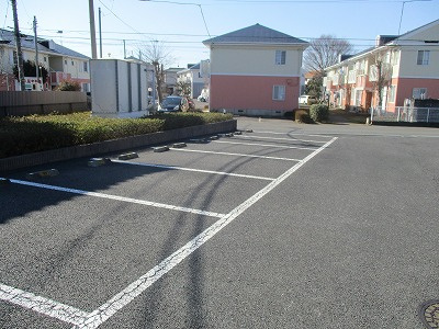 レオネクストアンエトワールの駐車場|画像9