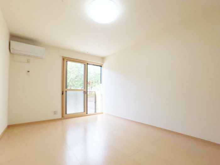 グランパルクコーズの居間・リビング|ゆったり過ごせるリビングです