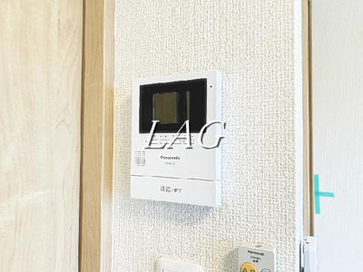 【セキュリティ】 | グローリオ | モニター付きインターホンです。