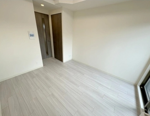 プレサンス東三国エンブレイスの居間・リビング