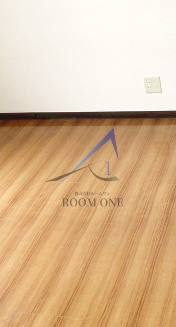 西池ガーデンハイツの居間・リビング|洋室のお部屋です。