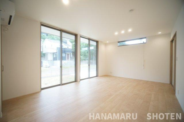 新築　千葉市花見川区朝日ケ丘の居間・リビング|＊当日ご案内可＊ご希望の物件まとめてご案内！