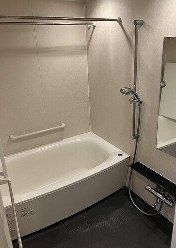 横濱山手テラス　弐番館の浴室|お風呂です