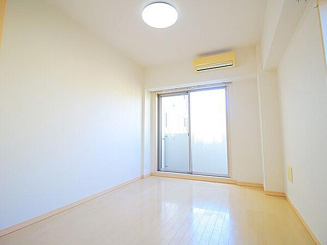 板橋区常盤台３丁目の賃貸マンションの居間・リビング