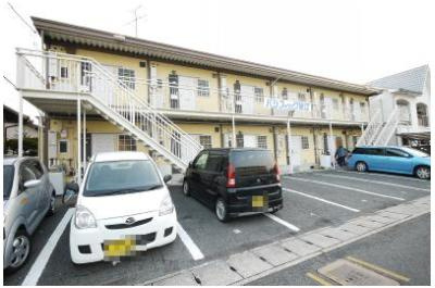 パシフィック青江の駐車場