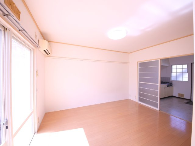 パシフィック青江の洋室|※写真は別の部屋のものです。