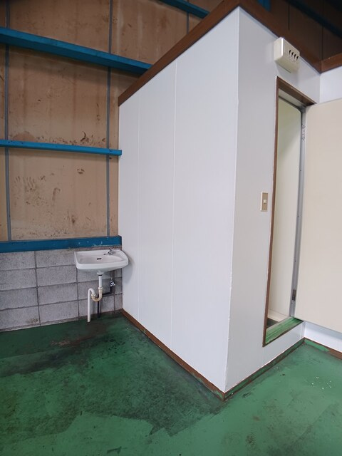 和歌山市出島工場　Ⅰの内装