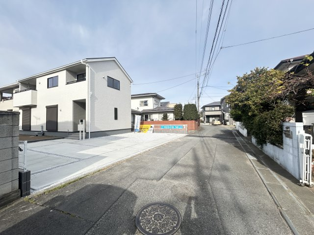 新築　前橋市北代田町第7　Livele Garden.S　１号棟の前面道路含む現地写真|現地写真　東側接道幅員約4.2ｍ