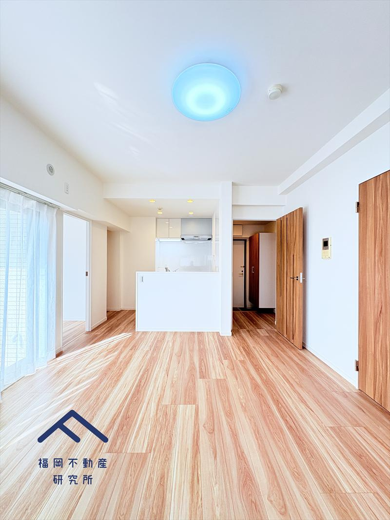 ロマネスク大濠アネックスの居間・リビング