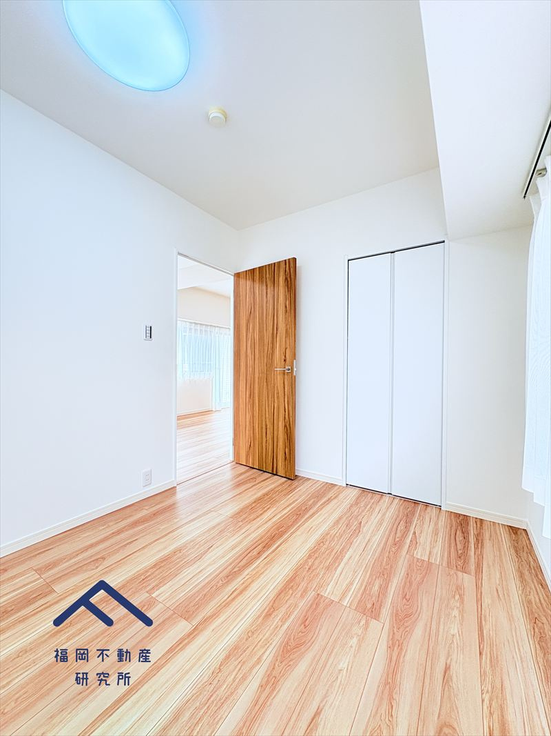 ロマネスク大濠アネックスの洋室