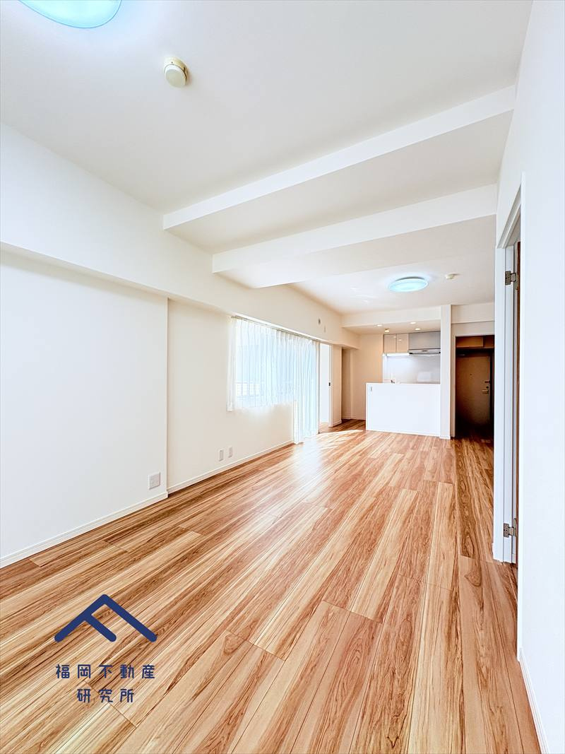 ロマネスク大濠アネックスの居間・リビング