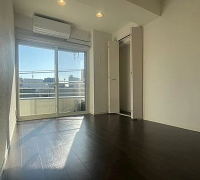 【居間・リビング】 | 岩井ハイツ | ゆったりとした居間です