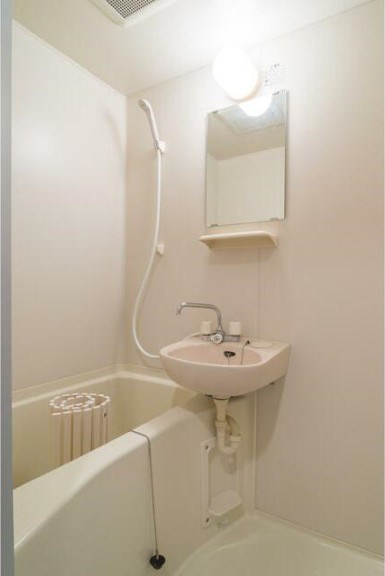 グラートKの浴室