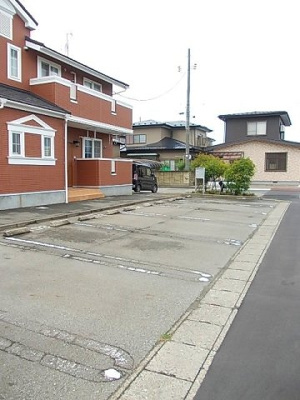 【駐車場】 | シャイニー・ドゥェル