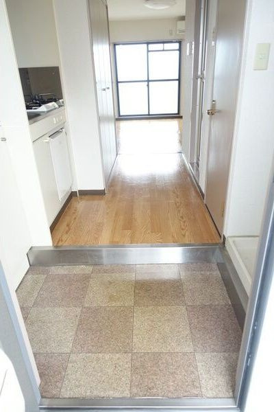 ピュアコートの玄関