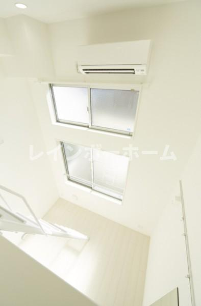 SpiLytus北千住の居間・リビング